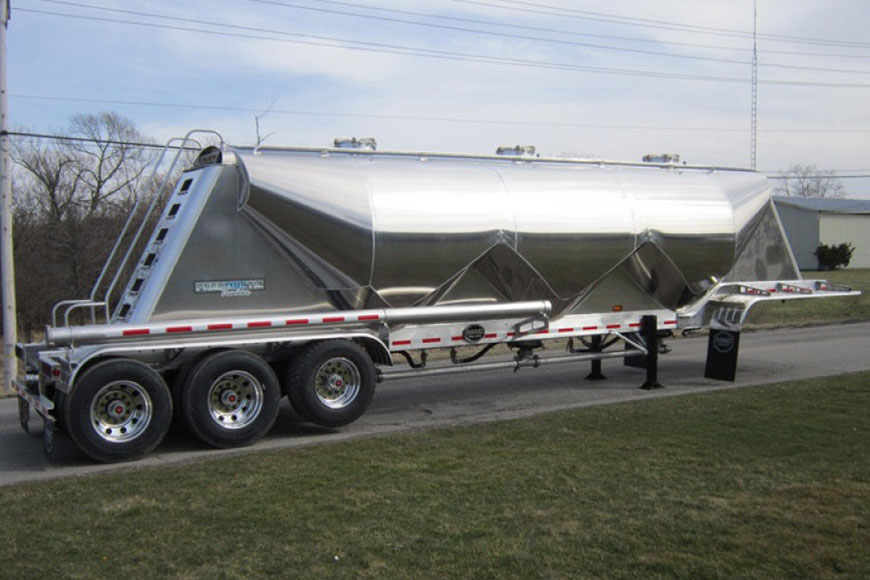 Pneumatic Tank Trailer